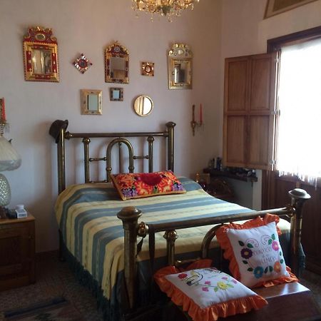 La Casa De Piedra Bed & Breakfast El Carmen  Exterior photo